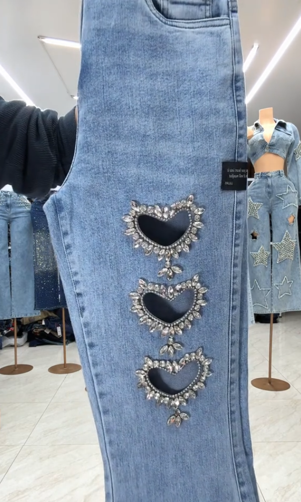 Women's Hollowed-out Crystal Heart Jeans